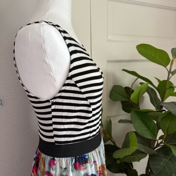 Xhilaration Striped Floral Maxi Dress Size Small - Picture 3 of 6